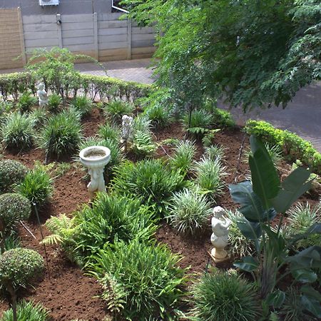 Purple Olive Guest House Pretoria-Noord Εξωτερικό φωτογραφία